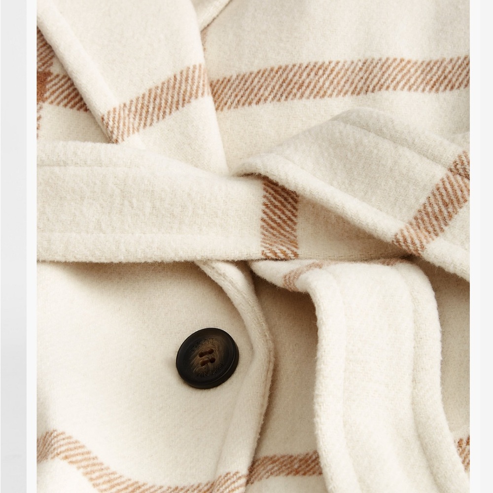 Dkny Cream and Tan Trench Coat with Sophisticated Style